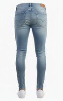 Lichtblauwe Skinny Jeans - Achterkant Extra Lichte Wassing